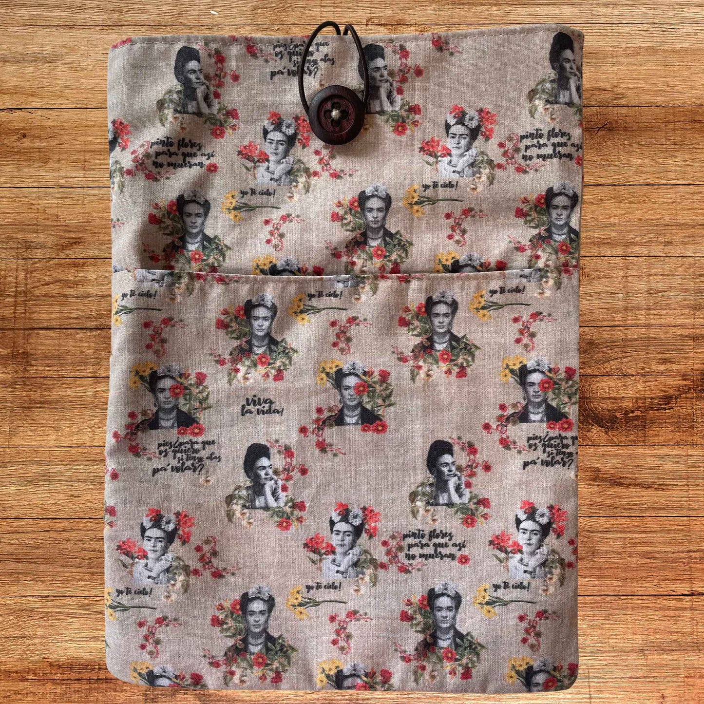 Funda para libros hechas a mano: Frida 1